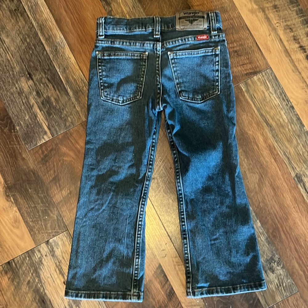 Wrangler Jeans - Picture 2 of 5